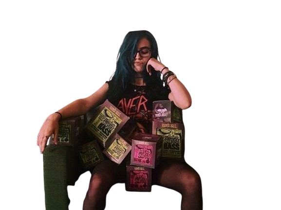 alexandra alex snowden heckendorf guitariste americaine doll skin tallah metal femme