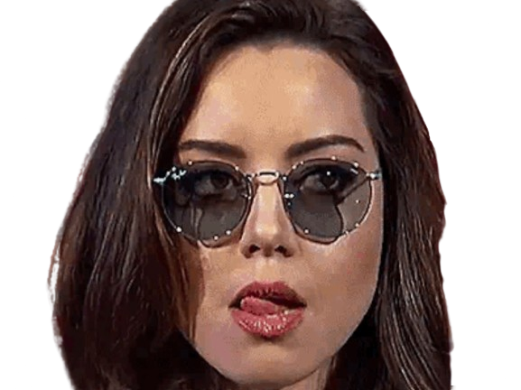 aubrey plaza actrice americaine femme brune trentaine trentenaire peau mat
