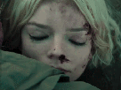 anya-taylor-joy-lucky-blonde-platine-gif