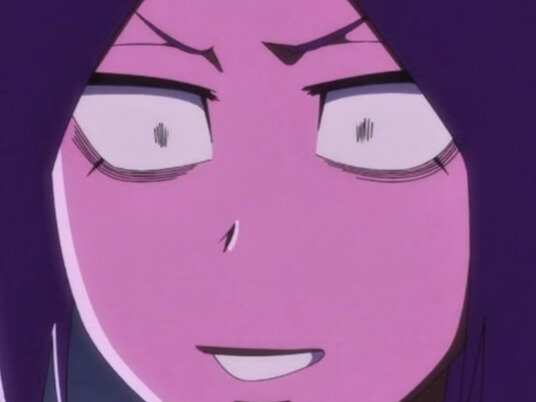 yoruichi shihouin bleach peau mate yeux ambre jaune cheveux violets desdemone loco bloop