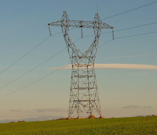 pylone poteau electrique