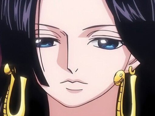 boa hancock one piece boucle oreille serpent cheveux noirs bloop