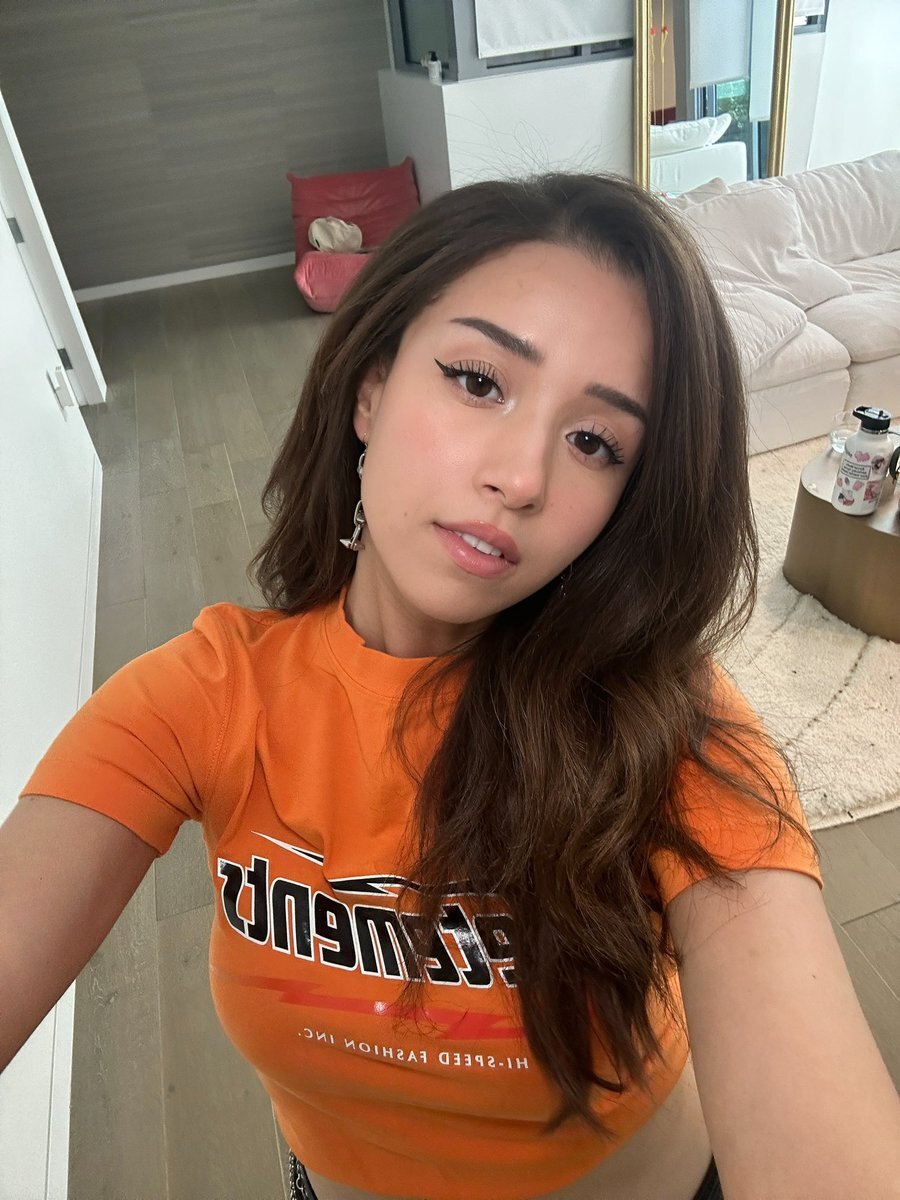 pokimane poki arab rabza celeb tiny valorant yt influ tok gam vid kebap durum oukhty