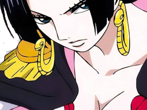 boa hancock one piece cheveux noir yeux bleu boucle oreille serpent bloop
