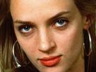 uma-thurman-kill-bill-beatrix-kiddo-blonde-yeux-bleu-rose-dassonville-bloop