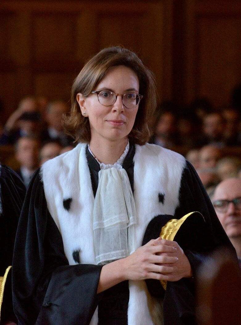 amel mont chalin cour pol macro jupiter corrupt elysee matignon bourbon bercy dgfip tva bank