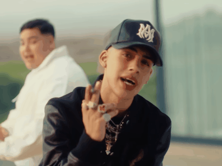 chilien latino chanteur rap style gif cris mj floyymenor dance danse move