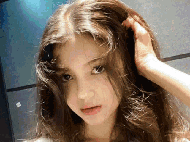 danielle marsh gif montage belle stylee idol kpop newjeans style bgette fashion