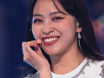 itzy - shin ryujin shinryujin kpop korean pop asian korea coreenne coree