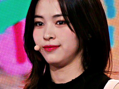 itzy - shin ryujin shinryujin kpop korean pop girl asian coreenne coree idol eat mange