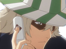 kisuke-urahara-bleach-chapeau-vert-oeil-opimissime-bloop-telephone-signal-gouv