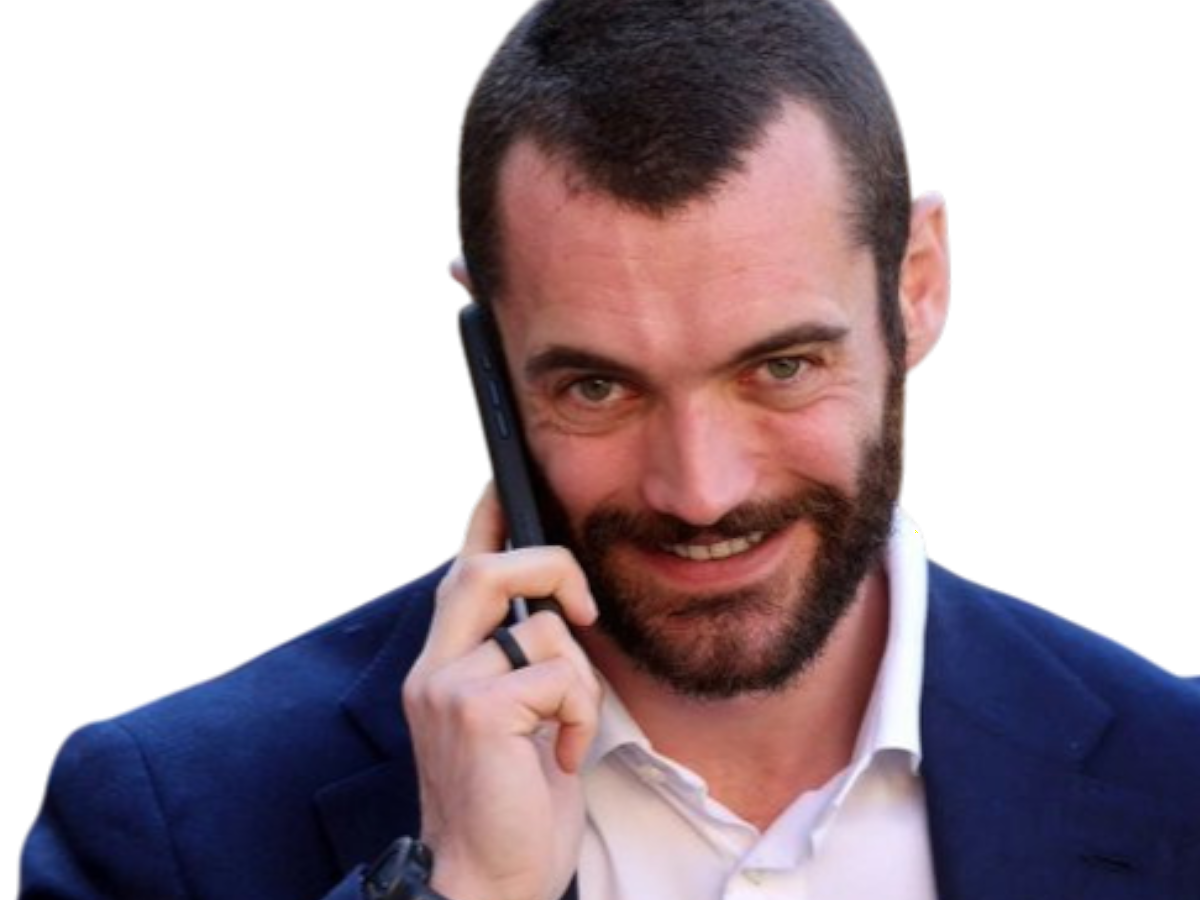 louis sarkozy sarko cocaine fou regard drogue tare tarax appel telephone portable sourire