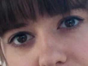 marianne sheridan normal people daisy edgar jones actrice britannique anglaise femme brune vingtaine cheveux attaches