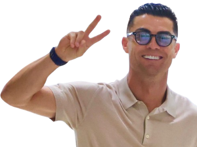 cristiano ronaldo cr7 goat lunettes soleil peace v victoire signe doigts happy heureux gagne polo