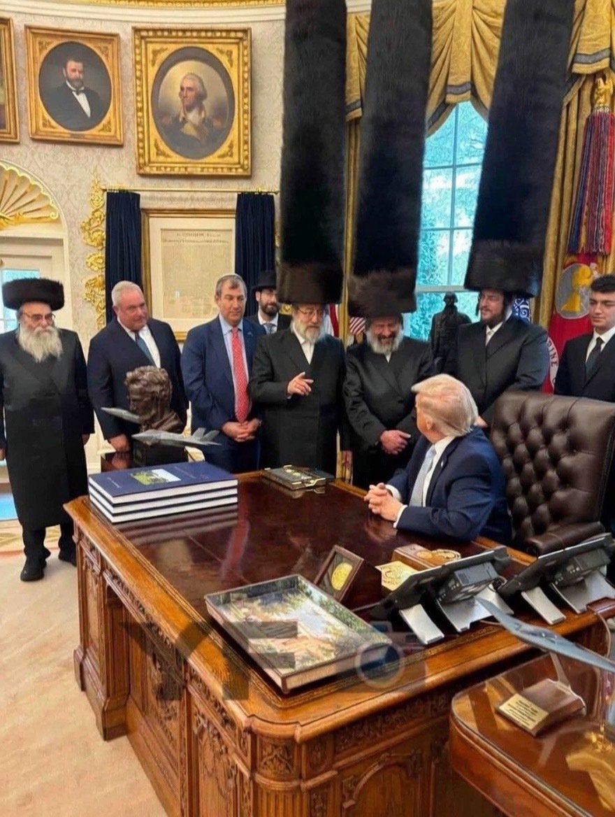 juif chapeau trump traditionnel coutume poil fourrure shtreimel maison blanche orthodoxe