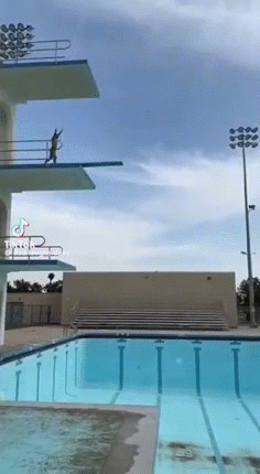 pool swim nage flotte aqua poseidon mar ble blau water agua nero splat salto fail