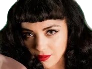 mon laferte norma chanteuse auteure compositrice latine mexicaine chilienne trentaine trentenaire brune femme