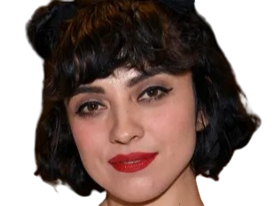 mon laferte norma chanteuse auteure compositrice latine mexicaine chilienne trentaine trentenaire brune femme