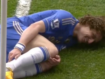 david luiz simulation simule simu chelsea sourire troll blessure