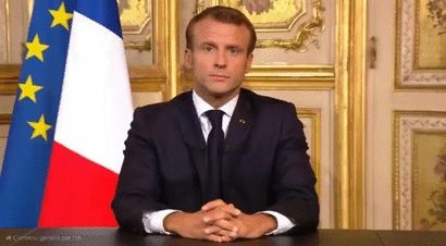 manu macrotte jupiter rude geste mano hand fk shut mute pwnd ownd wasted shh bam