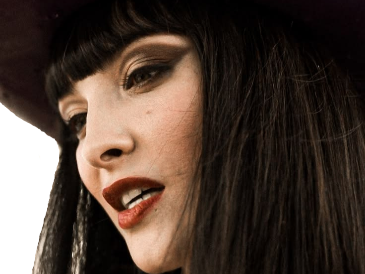 lera abova one piece live action nico robin chapeau cheveux noir cuir fic bloop