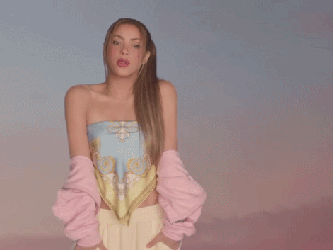 shakira algo tu gif