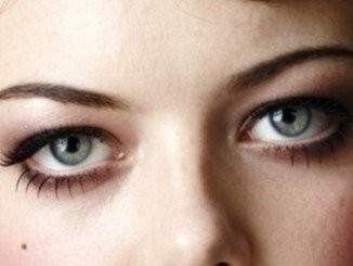 cabaret sally bowles emma emily jean stone actrice productrice americaine rousse yeux verts femme courts