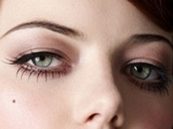 cabaret sally bowles emma emily jean stone actrice productrice americaine rousse yeux verts femme courts