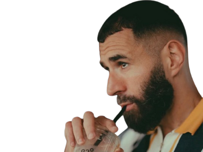 karim benzema nueve charbon fumier sirote siroter boire boit drink matcha latte attentif ecoute qlf