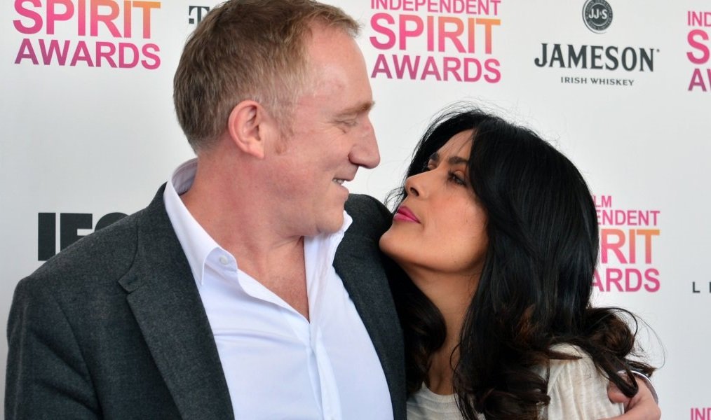 salma hayek francois pinault bzez milf femme meuf fille