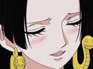 boa-hancock-one-piece-cheveux-noir-boucles-oreille-serpent-yeux-bleu-fic-bloop