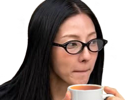 jeon jisu coreenne charme asiatique modele mignonne cute lunettes grimace tasse the