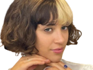 pomme-claire-pommet-chanteuse-musicienne-francaise-jeune-jolie-cheveux-mi-longs-vingtaine-vingtenaire