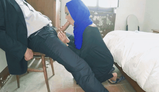 beurette niqab allumeuse voile musulmane muslim coquine suceuse bite pipe blowjob