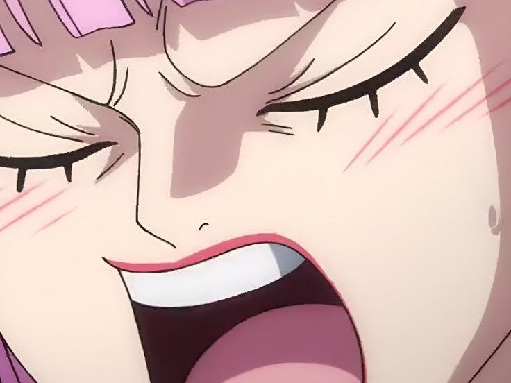 perona one piece atropos cheveux rose frange yeux noir fic bloop