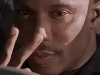 doakes dexter voir vu preuve doute suspect suspecter enquete surprise inspecteur police acharner acharnement
