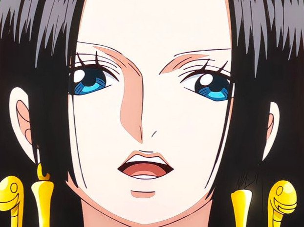 boa hancock one piece cheveux noir yeux bleu boucle oreille serpent fic bloop