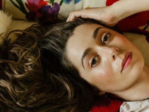 cristin milioti black mirror yeux marron noisette infirmiere christine maillol fic bloop