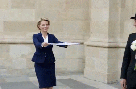 manu-jupiter-elysee-scandal-macrotte-keke-suka-zelen-ua-bise-kiev-ukrain-corrupt-ursula-leyen