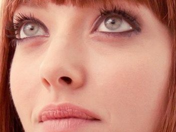 amanda seyfried time out sylvia weiss rousse yeux vert emeraude smaragdin fic bloop