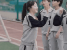 chae-won-bin-actrice-coreenne-sourire-gif-sport-equipe-tape-main