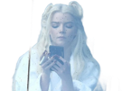 anya-taylor-joy-cute-blonde-platine