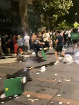 louvre seine eiffel tlm parasite gred sait cotise remplace immigre visa oqtf nigga barbes riot