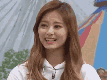 tzuyu chou twice kpop rire rigole fille chinoise taiwanaise mdr kj qlc