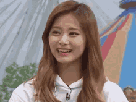 tzuyu-chou-twice-kpop-rire-rigole-fille-chinoise-taiwanaise-mdr-kj-qlc