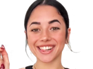 miel-abitbol-influenceuse-teen-troll-maline-grimace-sourire-belle