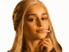 daenerys-fume-cigarette-clope-emilia-clarke