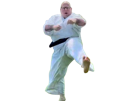gros-chauve-karate-kimono-ceinture-noire-kick-master-yatanga-feet
