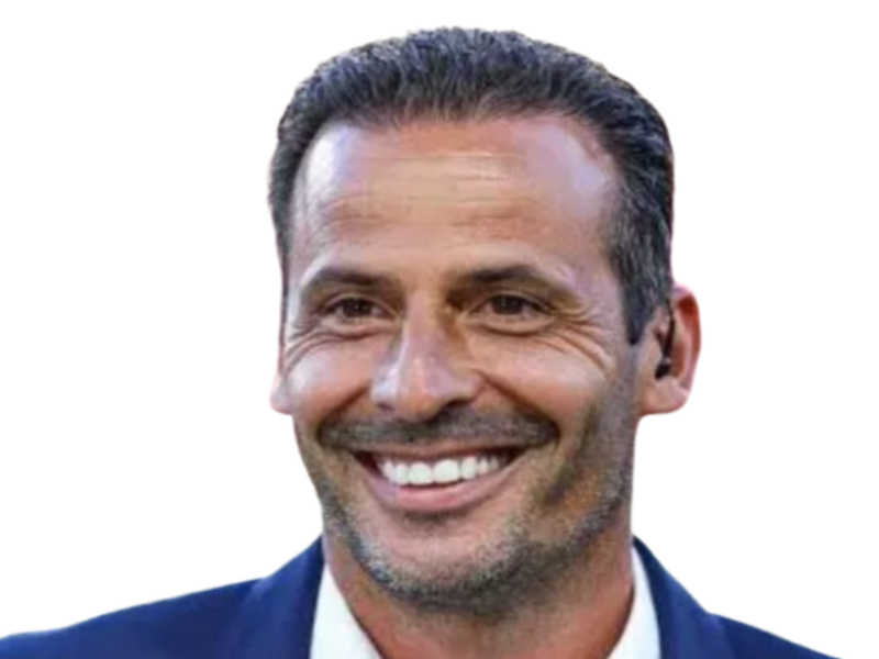 ludovic giuly olympique lyonnais france sourire smille troll moquerie chambrage heureux happy