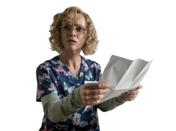 christina ricci misty quigley adulte actrice yellowjackets blonde lunettes folle showtime serie